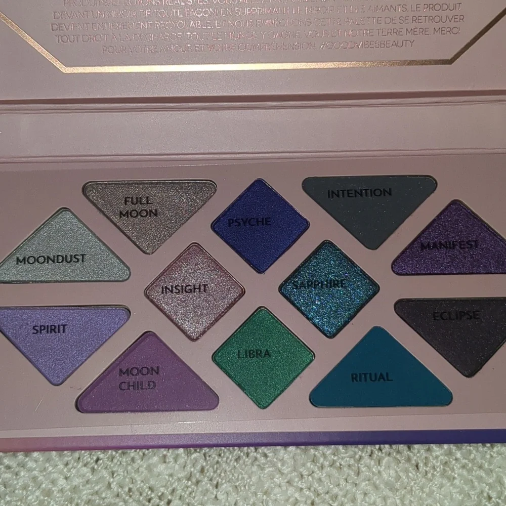 ĀTHR Beauty MOONLIGHT CRYSTAL PALETTE, 8 X 1.5g/0.05oz4 X 1.25g/0.04oz